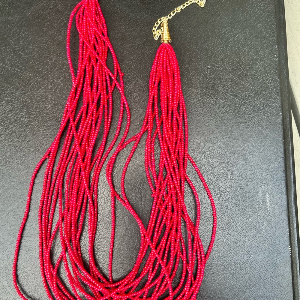 Magenta beaded necklace